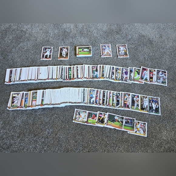 2025 TOPPS Baseball Cards Series 2 - Picture 5 of 6